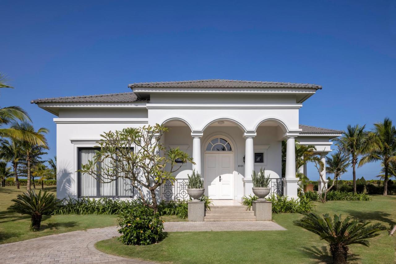 Melia Vinpearl Cua Hoi Beach Resort Cửa Lô Exterior photo
