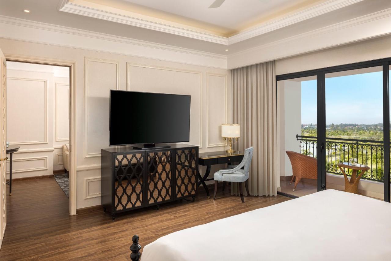 Melia Vinpearl Cua Hoi Beach Resort Cửa Lô Exterior photo