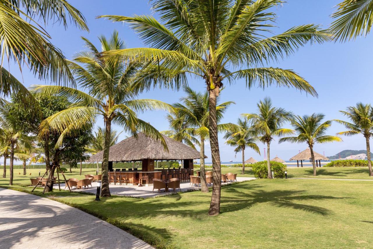 Melia Vinpearl Cua Hoi Beach Resort Cửa Lô Exterior photo