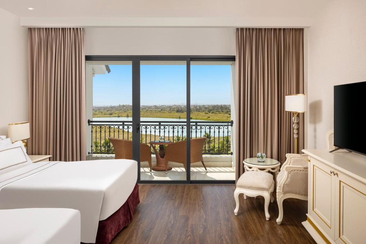 Melia Vinpearl Cua Hoi Beach Resort Cửa Lô Exterior photo