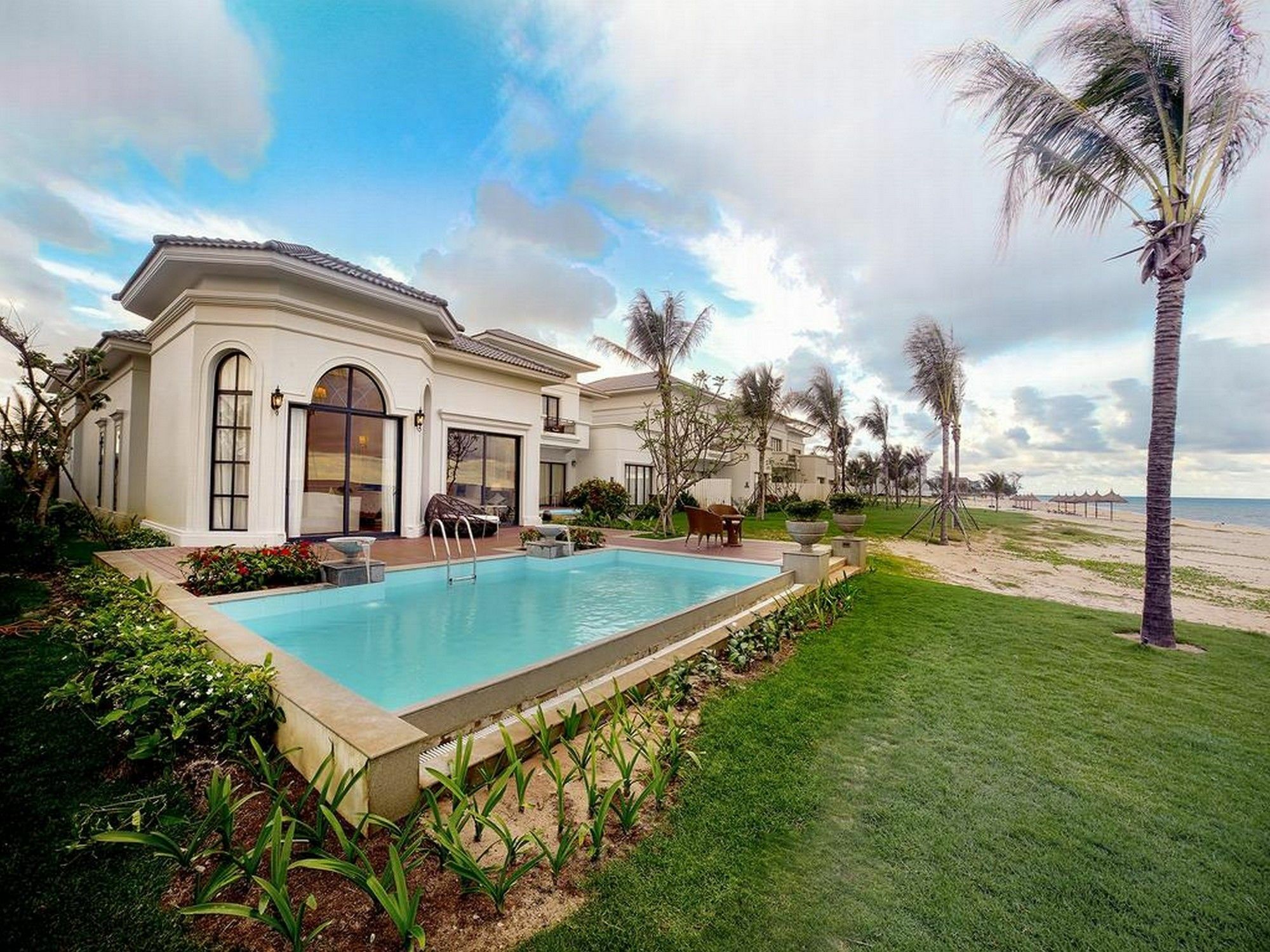 Melia Vinpearl Cua Hoi Beach Resort Cửa Lô Exterior photo